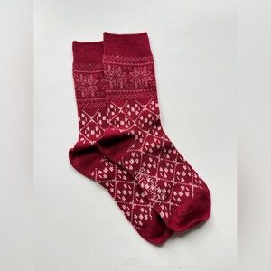 Japan Brand NISHIGUCHI KUTSUSHITA Red Patterned Socks